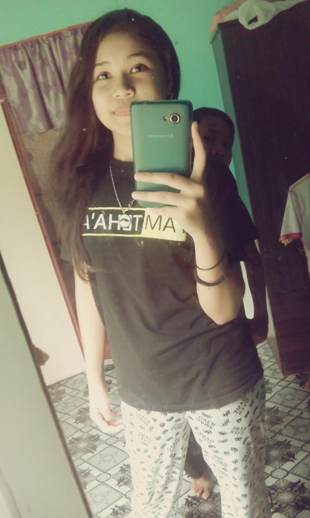 FatehaRahim's tweet photo. Kepagian Sayang ~ http://t.co/Zy3JHqcxo5