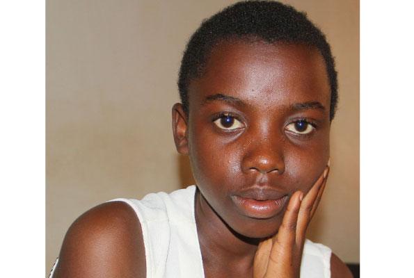 Girl in #Uganda seeks funds for heart surgery: bit.ly/1tJDuxJ
Retweet to highlight her plight
#HealthyLiving