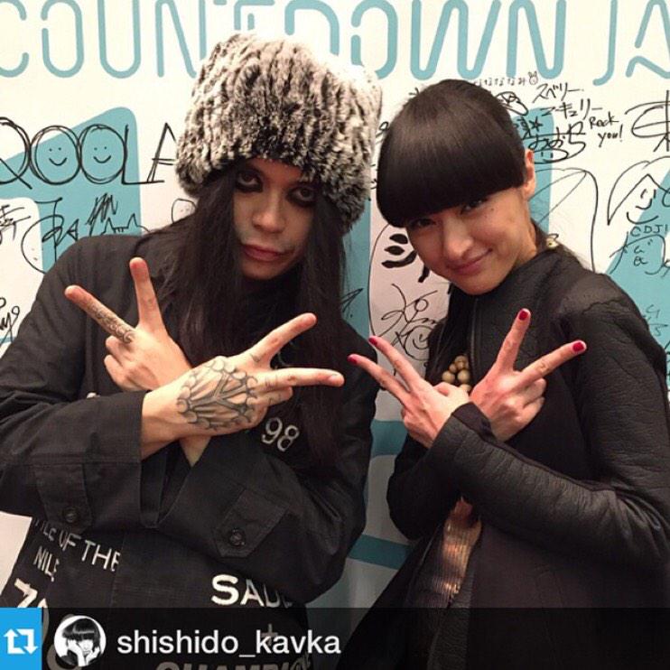 RIZE_official's tweet photo. #Repost @shishido_kavka 年内最後のライブ。無事に終了致しました。最高のお客さんと最高のKenKenさんに感謝。来年も良い年になりそうです。#KenKen #RIZE #シシドカフカ http://t.co/l0AQ26CKoC