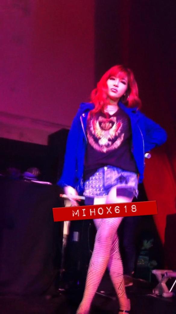 pyopeasant's tweet photo. uncommon photo of Bommie with curly hair at a party in Japan http://t.co/uGoS8gYw7J