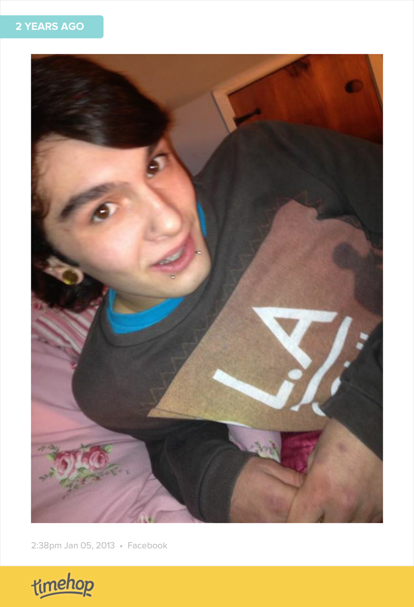 When jord stayed at mine for the first time 😂😂 timehop.com/c/fup:22838423…