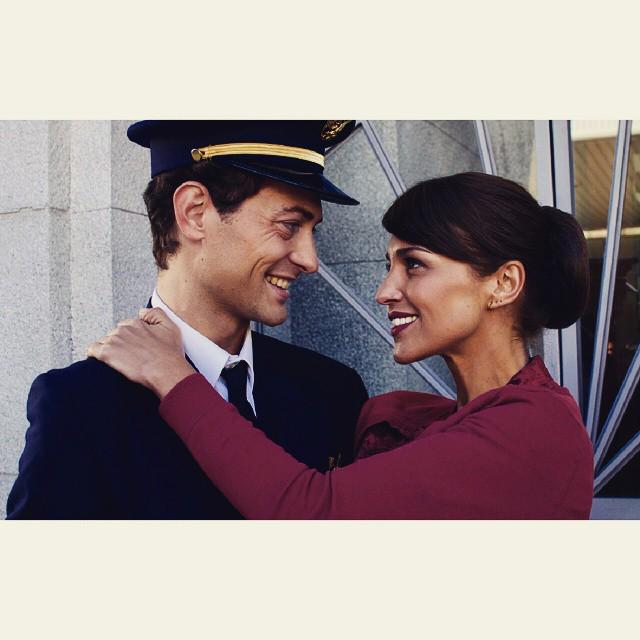 GaleriasVelvet's tweet photo. Así fue el primer encuentro entre Ana y Carlos 😘😍 http://t.co/budzgSUNNk http://t.co/yMFZWEkIMh