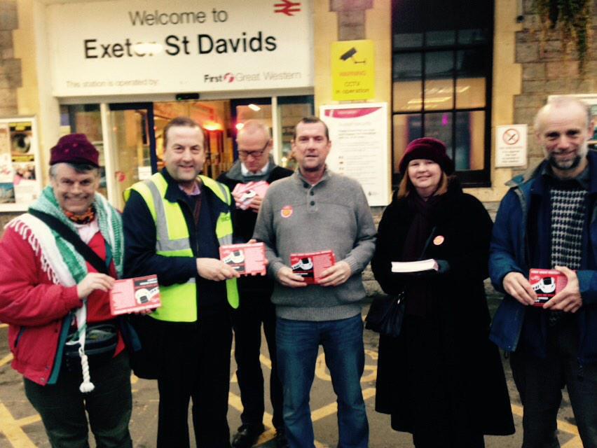 At #Exeter #EXStDavids station campaigning with @RMTUnion on 'cut fares not rail services' #railripoff