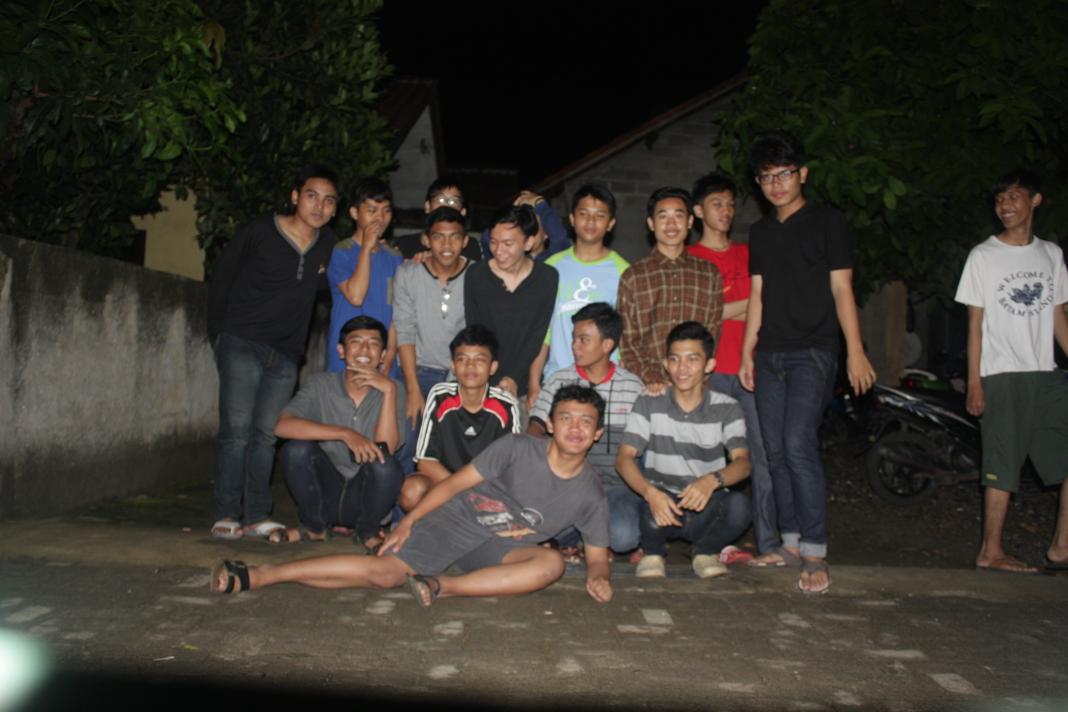 TKJBM15's tweet photo. Ini salah satu moment malam pergantian tahun 2014/15 http://t.co/ZSyWINyfph