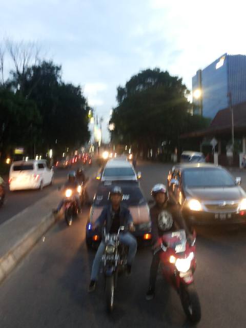 UnityPalembang's tweet image. Kopdar perdana, Pertama 2015! SiBloker @UnityPalembang with @CarfatherP!