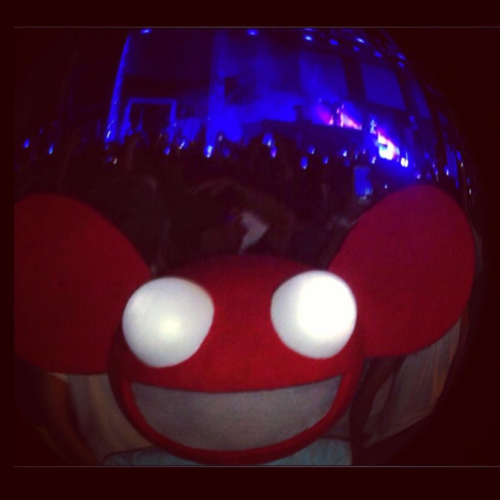  Happy birthday best wishes from Ecuador ! 