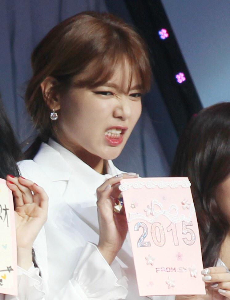 B6l0HYNCAAMMv95.jpg:large