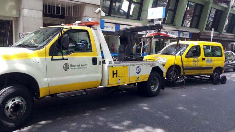 "<a href="/infobae/">infobae</a>: ⬆ 29% el acarreo por mal estacionamiento infob.ae/1AoQ9W8 " <a href="/soofiolmos/">sofia olmos</a> ojo este año