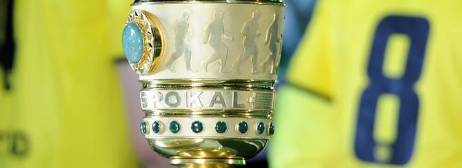 BVB's tweet photo. Meistgesehene Sportübertragungen 2014: Nur das Pokalfinale #bvbfcb  kann mit der WM mithalten http://t.co/RgqWzw6FF3 http://t.co/IrPLNrwp5W