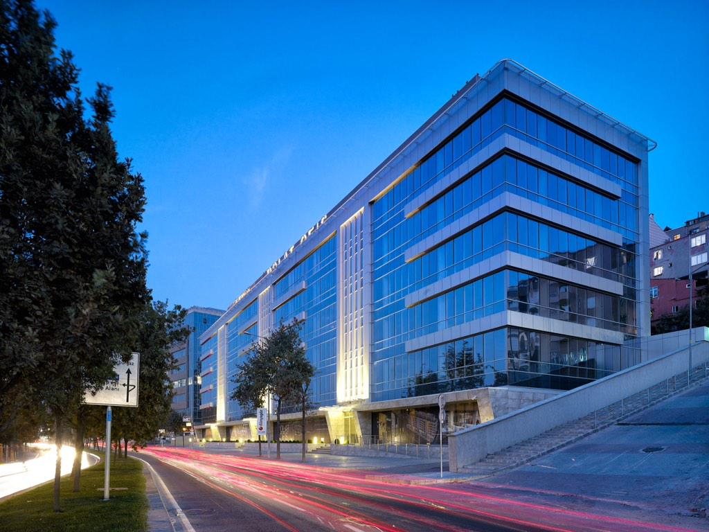 Cemal Emden (@cemalemden) on Twitter photo Polat Office, designed by <a href="/ikidesigngroup/">Murat Kader</a> Photo by #cemalemden /\ #architecturalphotography #architecture Polat Office, designed by <a href="/ikidesigngroup/">Murat Kader</a> Photo by #cemalemden /\ #architecturalphotography #architecture
