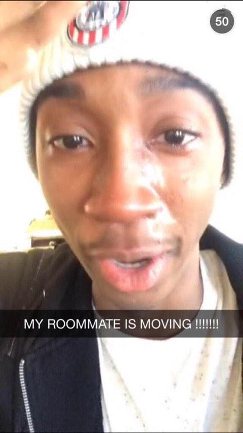 longlivebrands's tweet image. Rsjekrlsldkskkskdka this guy is crying 😂😂😭😭😭😭 #roommatesfromhell