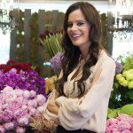 Selin saral röportajı ve selin saral fotoğrafçılığa başlaması erotikiccamasiri.blogspot.com.tr/2015/01/selin-… linkini tıklayınız.