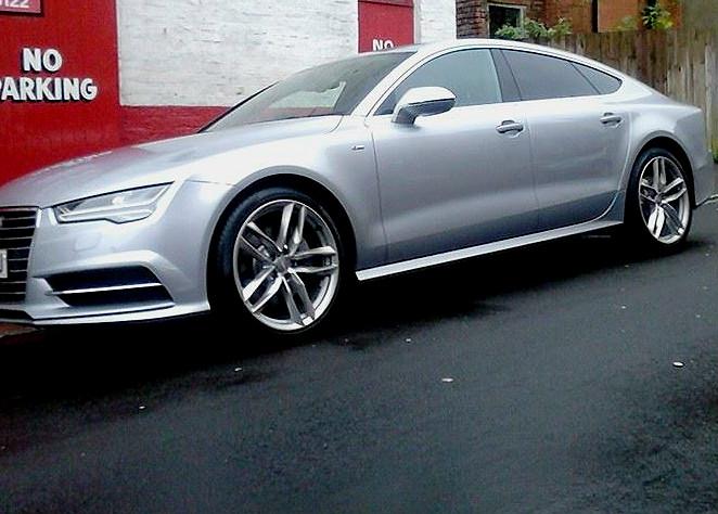 ReflectionsRuss's tweet photo. #CarCaresOurPassion #Audi #a5 #Valeting http://t.co/wTr7Dnb84Z