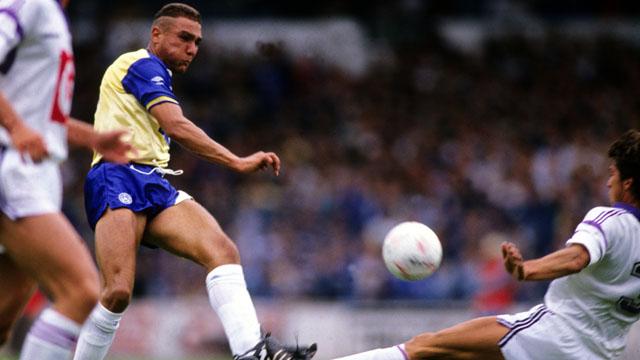 Happy 50th Birthday to former player Vinnie Jones! 