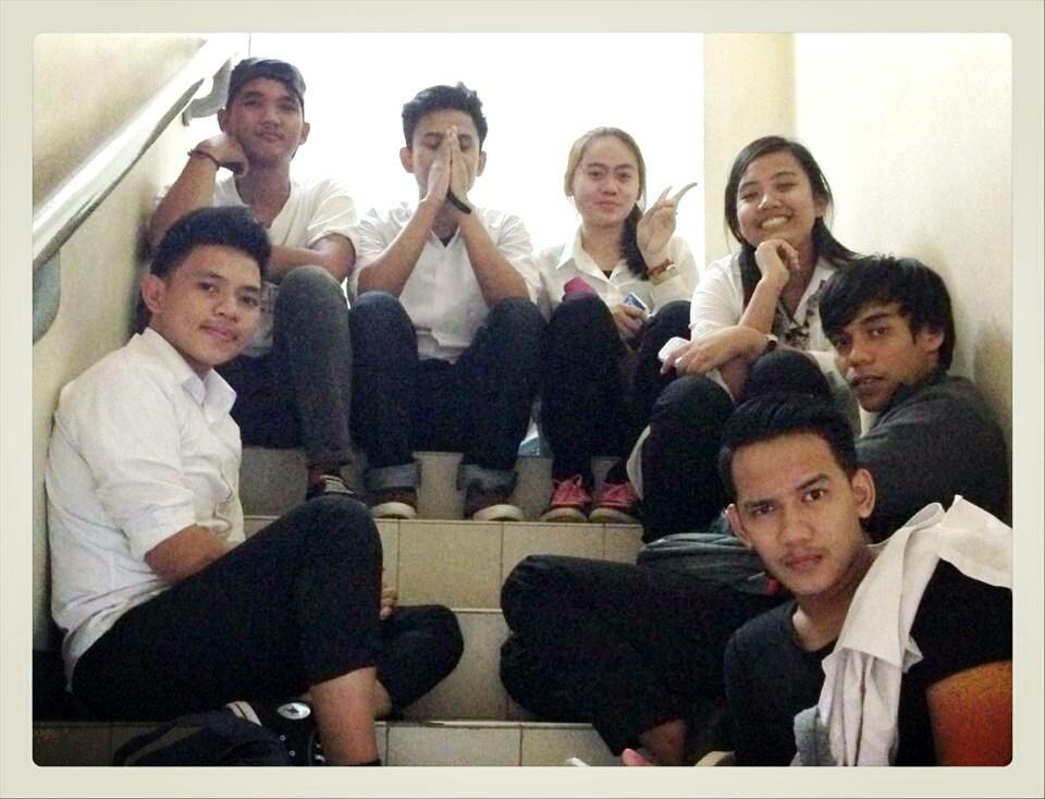 firmanganii's tweet photo. Momentum after UTS hahaha @PenangkaranF http://t.co/afvL1az4Ka