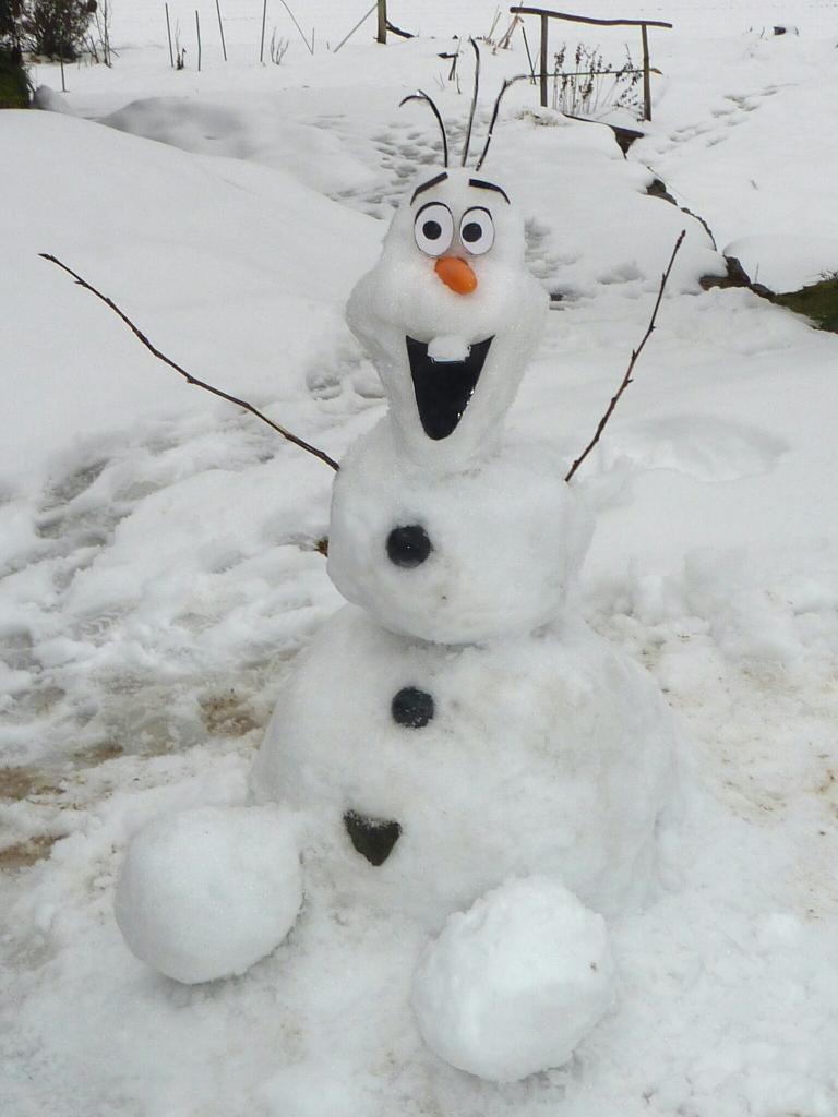 雪だるま オラフ