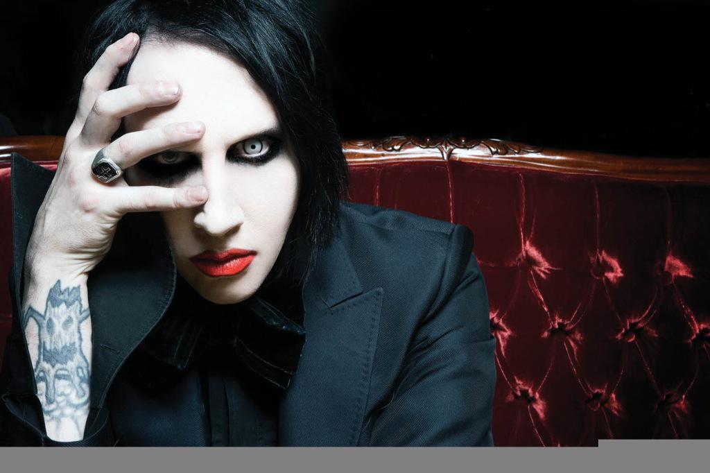 HAPPY BIRTHDAY to Brian Hugh Warner... MARILYN MANSON  