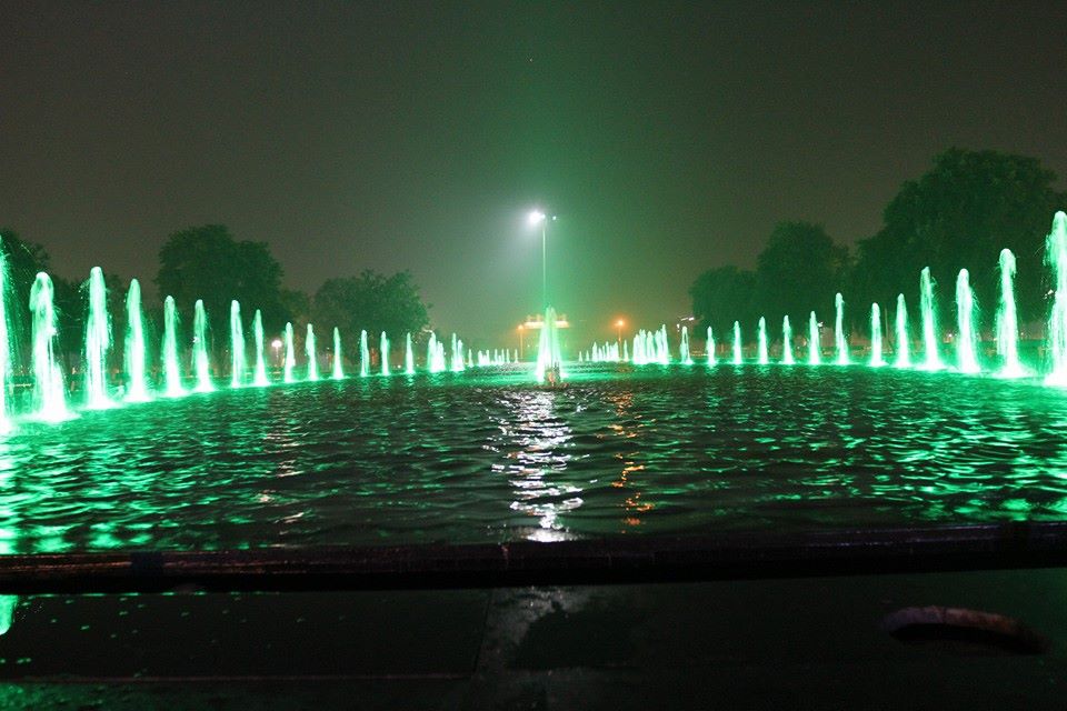 More photos and two videos of new fountain, central vista in