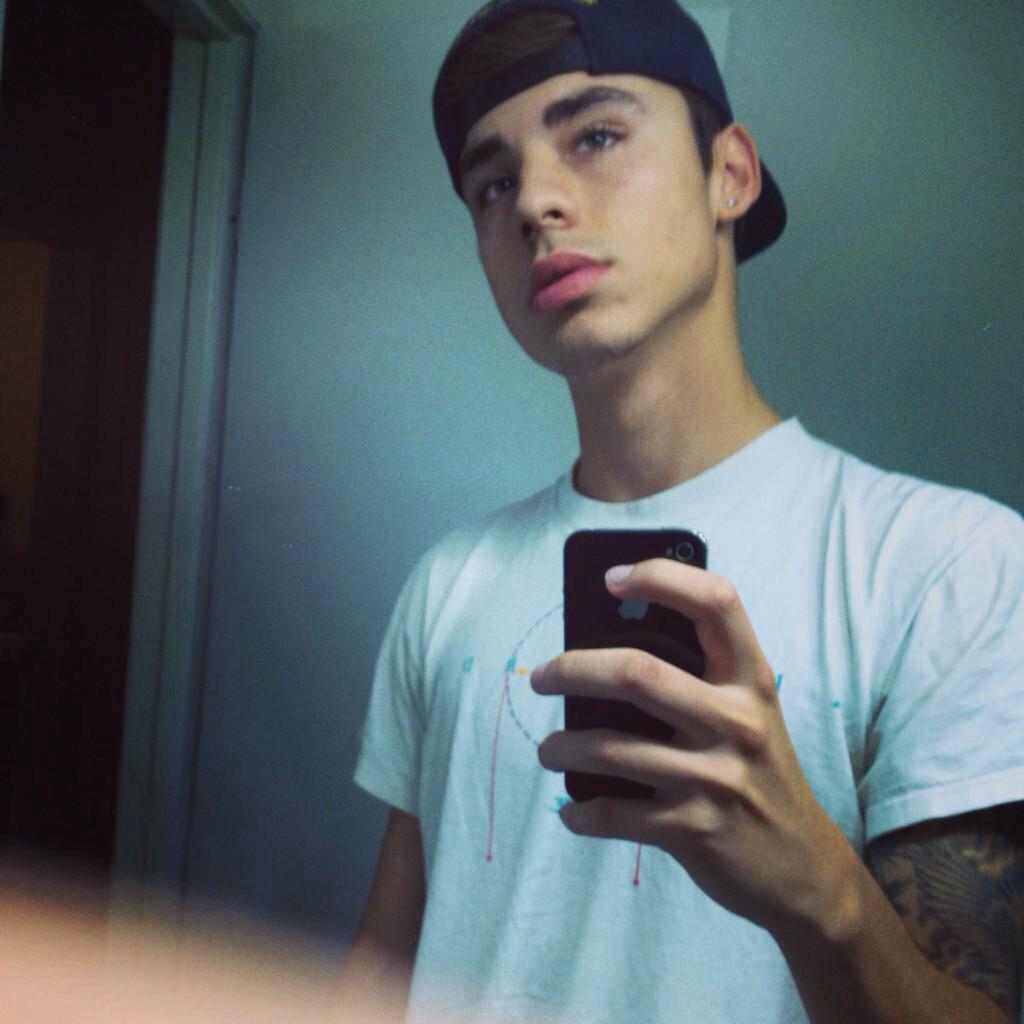 "<a href="/sexinessbxbe/">sam</a>: My sexiness " <3<3<3<3<3