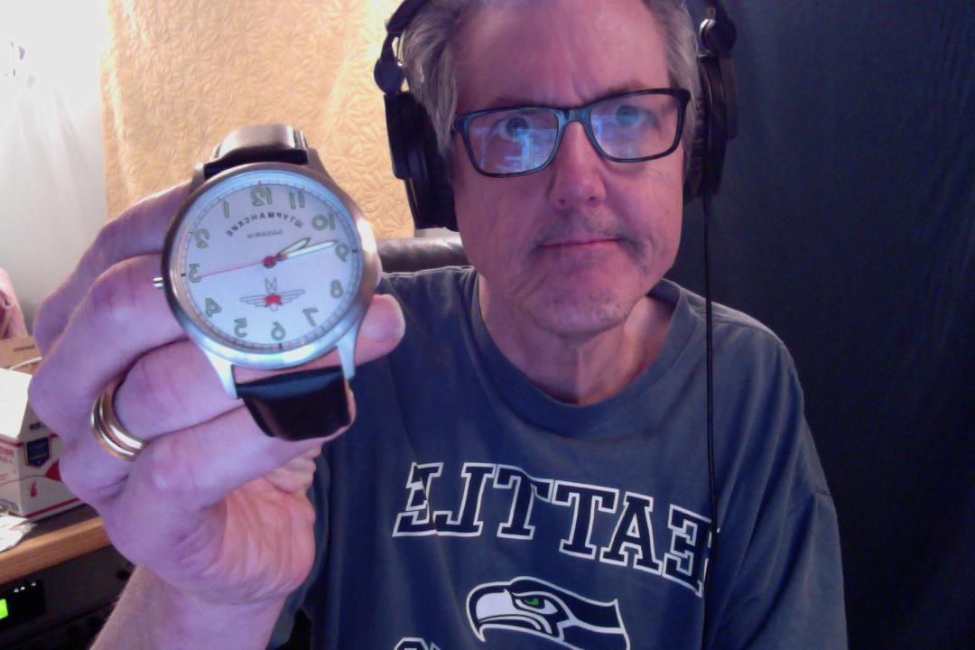 clydetombaugh's tweet photo. Daaaaaamn! The watch I wore at #KROQXmas25 broke and stopped at the time I fell off the stage. And I missed @NoDoubt! http://t.co/PEmpqODPY1