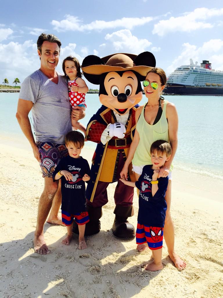etalkCTV's tweet photo. Tonight we're with @benmulroney and his family as they embark on a special @DisneyCruise vacation! #etalk http://t.co/pG0s7NveCL