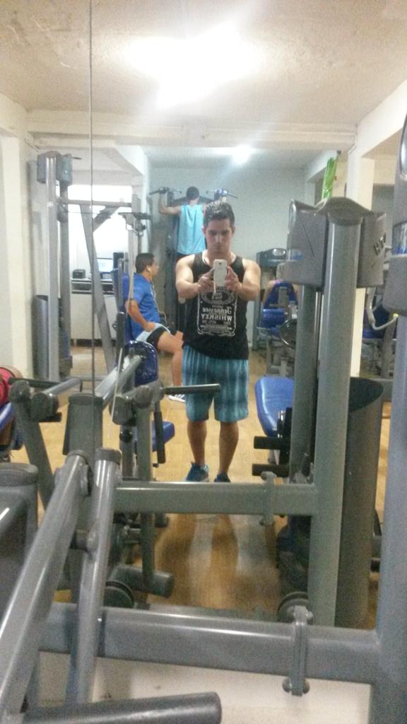 Gleidsontdb's tweet image. Volta as atividades!