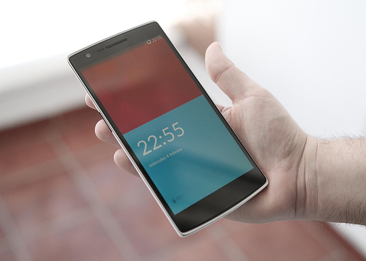 oneplus's tweet photo. Looking for reasons to buy the OnePlus One over every other smartphone? @forbes brings you 5: http://t.co/xpqPIirbjg http://t.co/Z3uRmqcHUy