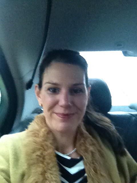 riannevanrooij's tweet photo. Onderweg naar Nieuwjaarsreceptie numero .... http://t.co/f6gWVTklYg