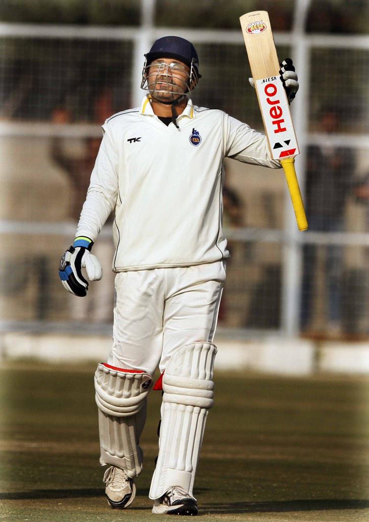 AnirudhChaudhry's tweet photo. @virendersehwag the 'Hero' at the  #ChBansiLalCricketStadium today #RanjiTrophy http://t.co/gQzYk1Yf6m