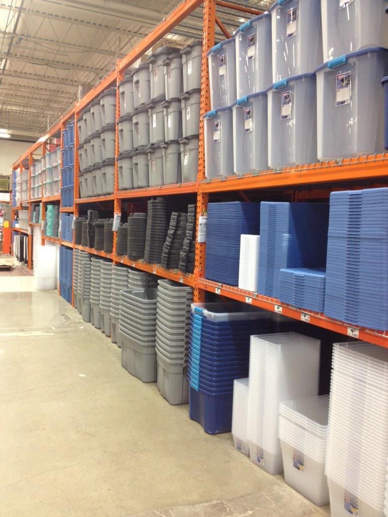 ThdRob's tweet photo. 👏👏👏👏👏#909ROX #GreatJob #proud DH Hughes 💪26pallets of storage out onto the floor #Destination909 4 #StackMoreSaveMore http://t.co/isIB942XEz