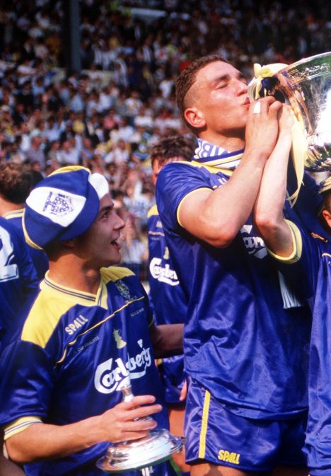 Happy Birthday Vinnie Jones. I m sure he\ll want nothing more than a repeat of the 1988 FA Cup final game tonight 