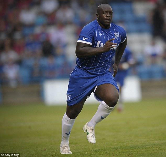 Footballtweet's tweet photo. Adebayo Akinfenwa: "I will hit my teammates If I see them trying to take Gerrard's shirt, I want Gerrard's shirt." http://t.co/WB2bH4RfgS