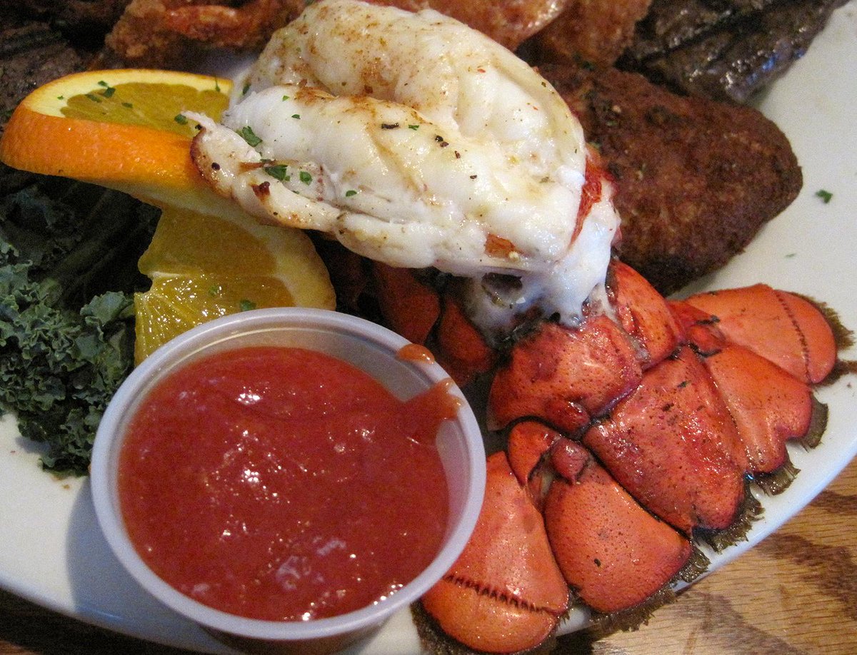 BlueRidgeCafe's tweet photo. Improve your first day back to work. We're still running this weekend's steak and lobster special today for $19.99! http://t.co/Irl9sCuiip