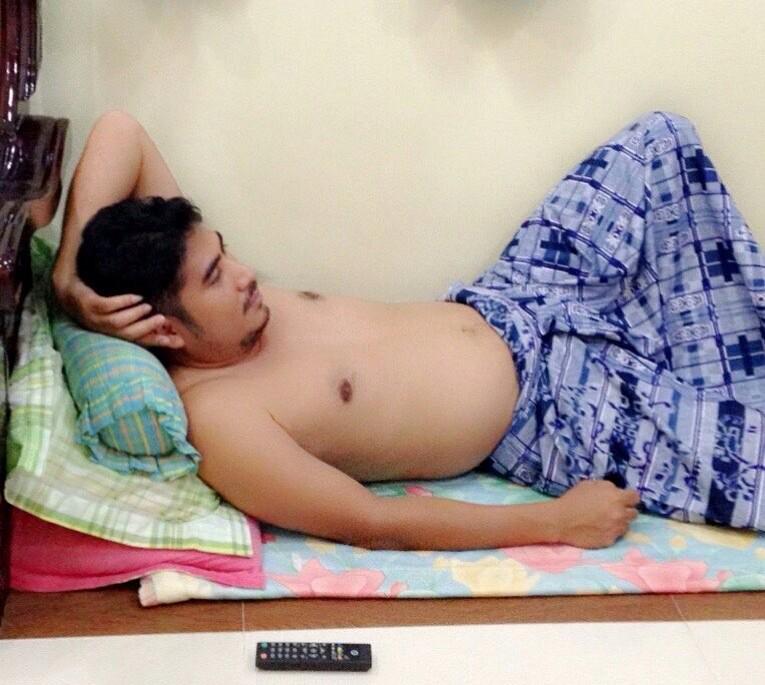 harsono368's tweet photo. bapak pijat gay http://t.co/GRUqNcCJDa