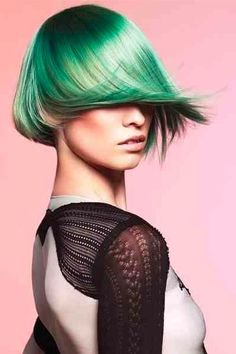 ebelpeluqueros1's tweet photo. inspiraciones nuevas con este nuevo año chic@s.( nueva coloracion k no se va con los lavados, se retira en la pelu ) http://t.co/5d9tTzWQXM