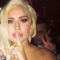 JoeysBigBooty's tweet photo. @ShoeysSon tagged me. Lady Gaga &amp; Nicki Minaj are my queens btw. http://t.co/ZyqgRrf6yc