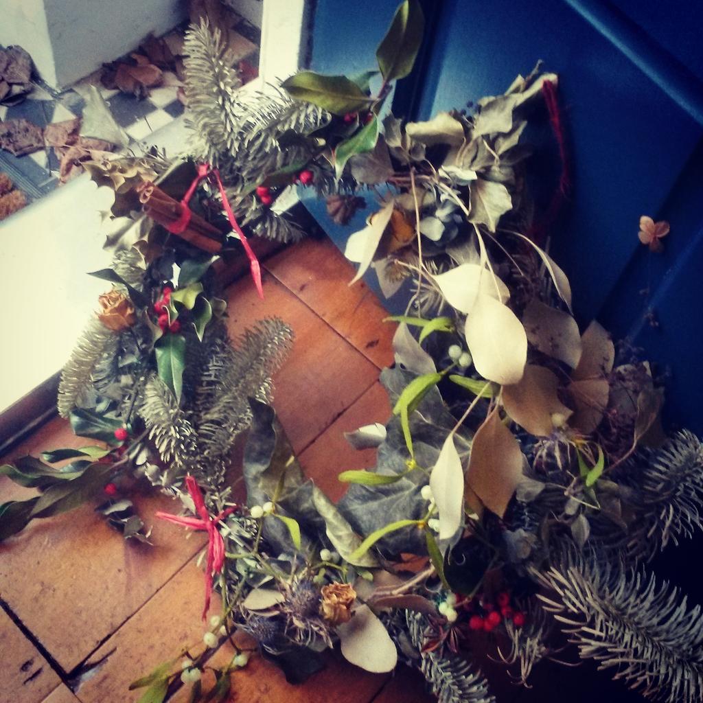 IsabelPottering's tweet image. Oh, how I hate taking down the Christmas decorations. It makes everything look so plain all of a sudden.