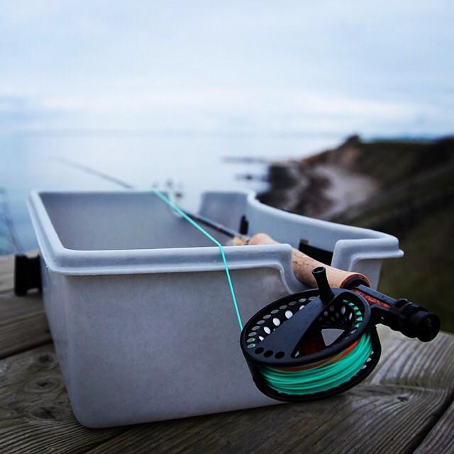 lamsonflyfish's tweet image. Repost from @rottem_af | No time for fishing at the moment. Just horrible! Miss my fly rod a lot… #flyfishing #fl...