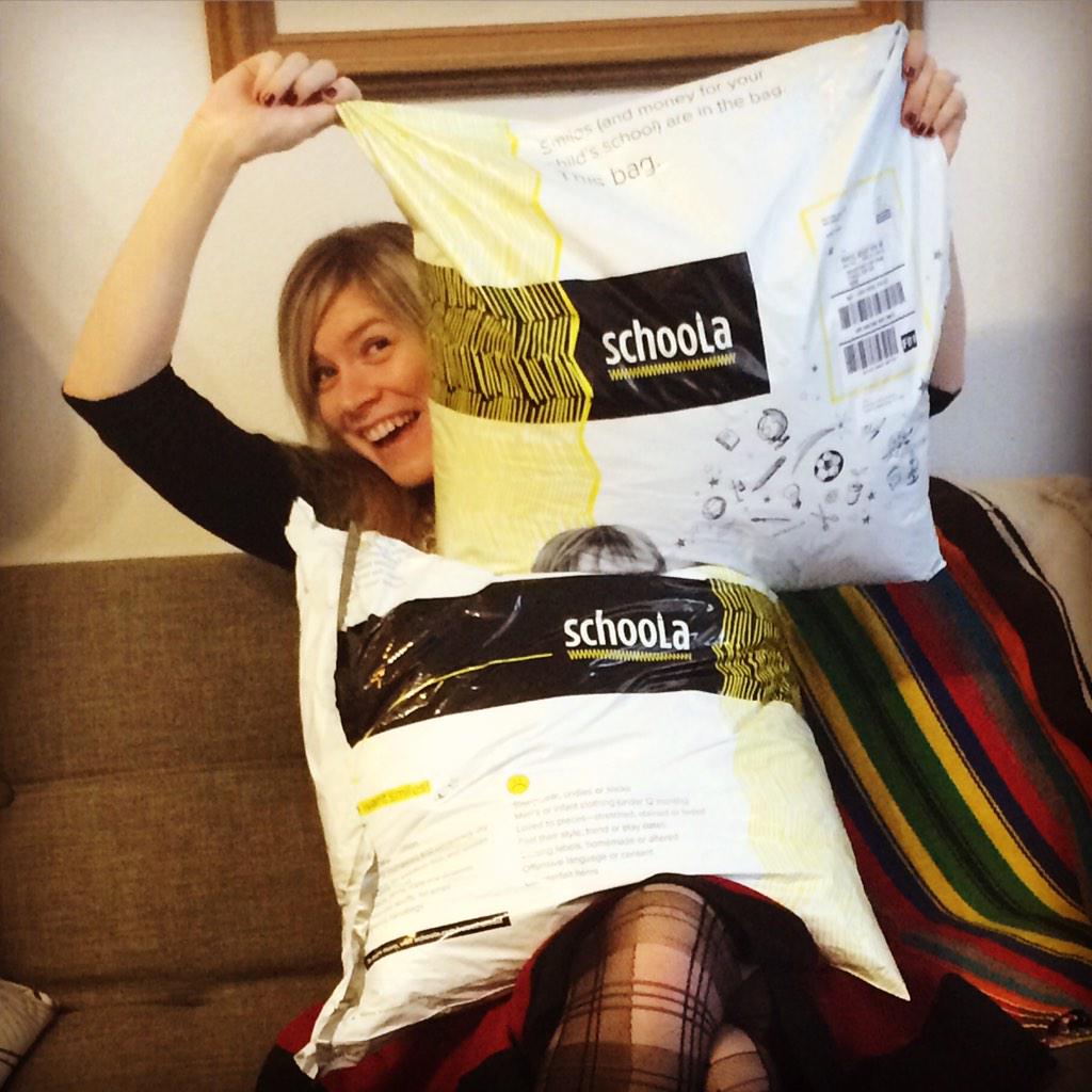 Request a bag from <a href="/schoola/">Schoola</a> then #PassTheBag! <a href="/HauteMuslimah/">Asma P</a> <a href="/AbbyArvan/">Abby Arvanitidis</a> <a href="/oakandcypress/">Amanda Rose</a> schoolablog.wordpress.com/2015/01/05/pas…