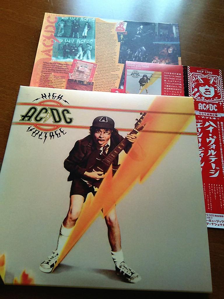 Happy Birthday!! Malcolm Young AC/DC - T.N.T. (Live At River Plate 2009):  