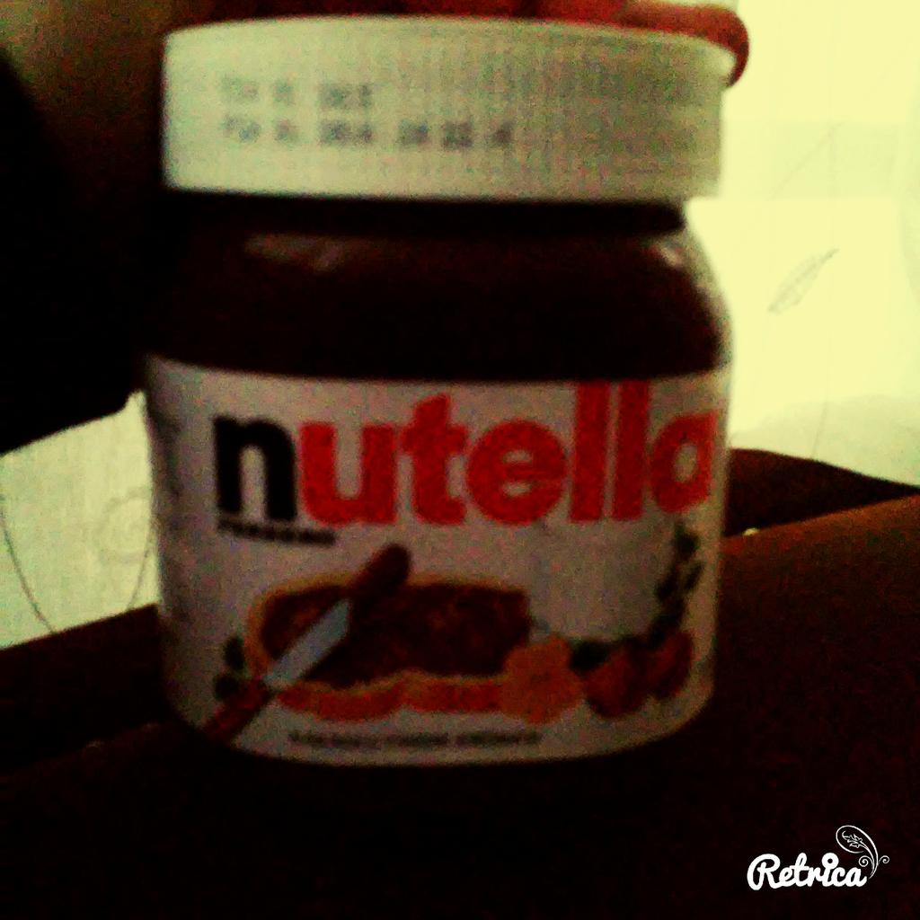 burcuemre222's tweet photo. #Nutellaaaa http://t.co/QVC1p81nDC
