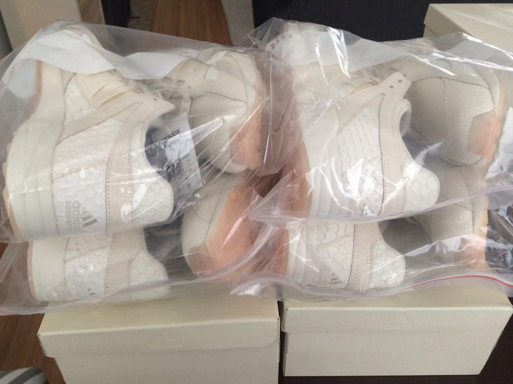 MasterTes's tweet photo. 1 of the best releases of 14'. Pusha T x Adidas Originals EQT Guidance 93'. S/O to @Jeff_Neiburg #DopeOnTheTable http://t.co/uXkyqcRnbZ