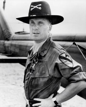 \"I love the smell of napalm in the morning\"

Happy birthday to the brilliant Robert Duvall... 