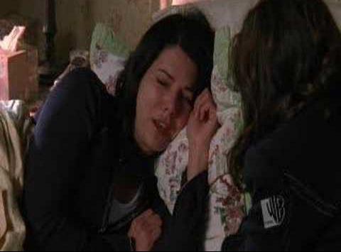 thattheatregrrl's tweet image. This is how I look while watching #GilmoreGirls since #EdHerrmann has passed away