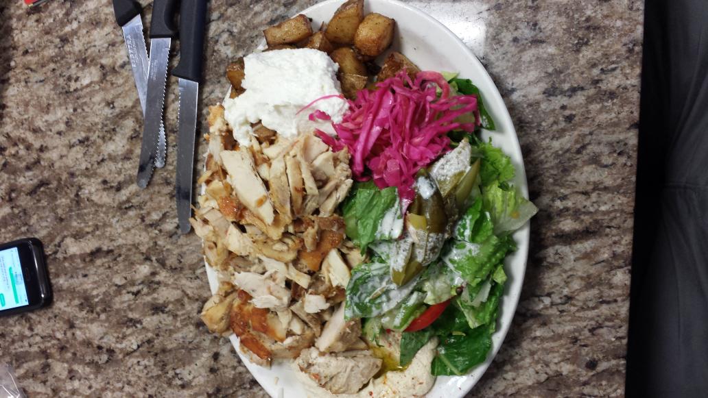 randomjlt's tweet image. Schwarma on recommendation of @carolconfetti