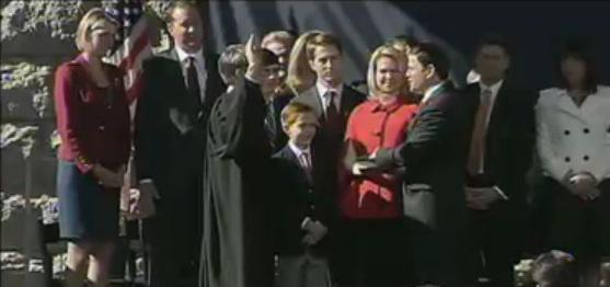 GOPGovs's tweet image. Congrats to @DougDucey on taking the oath &amp;amp; being sworn in as Arizona's 23rd governor today! #AZfuture