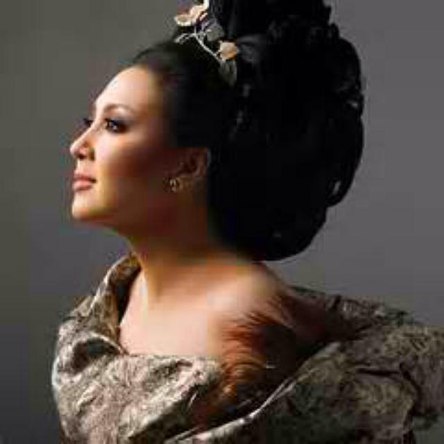 Happy Birthday to the one and only multi-media MEGASTAR SHARON CUNETA. Watch out for the comeback of the Real QUEEN 