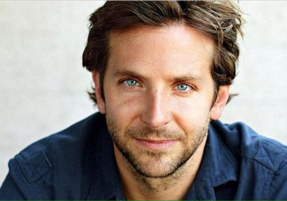 Happy birthday bradley cooper , you are my crush since a thousand years ! 