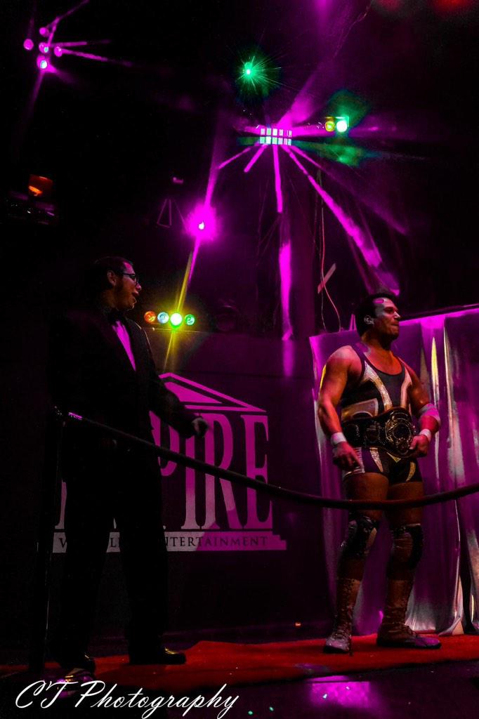 Steve_Dave_Ent's tweet photo. 2 weeks ago with my client the @EmpirePW heavyweight champion @I_am_Temptation http://t.co/lGG1xRW1hn