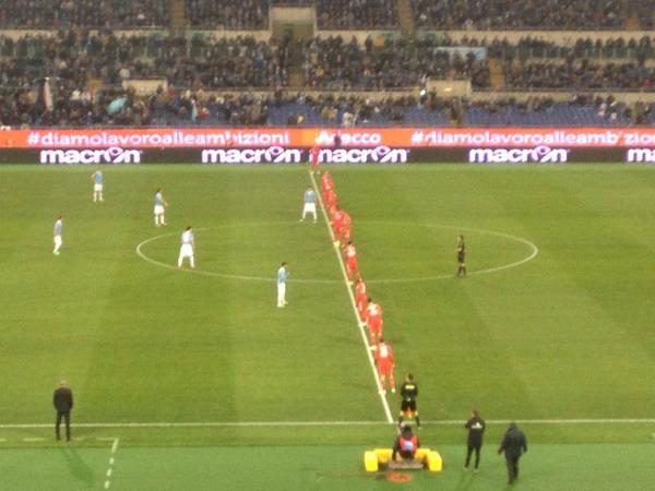 shelly5196's tweet photo. "@eatmygoaltv: PIC: Sampdoria line up in 0-0-10 formation vs Lazio! Ps it didn't work they lost 3-0 http://t.co/eO3tZ8B5Jh" @Sumz777 dafuq?